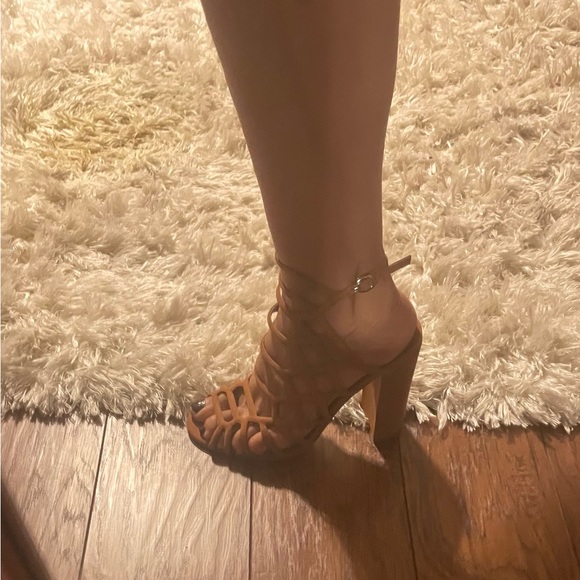 Steve Madden heels! - Picture 5 of 8